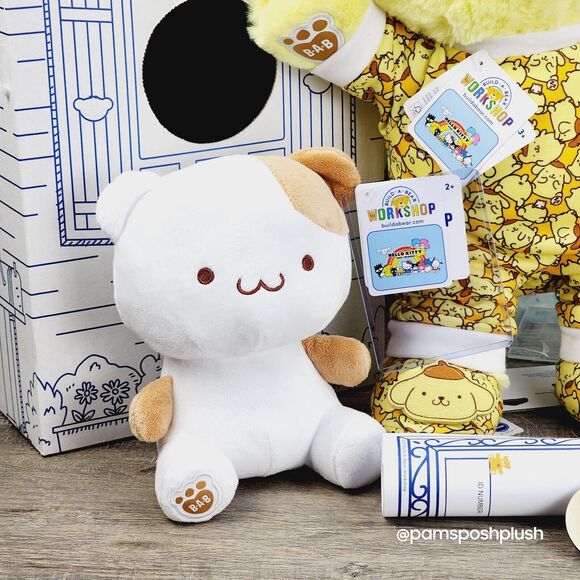 Build A Bear Hello Kitty PomPomPurin & Muffin Mini Sleeper & Slippers Plush - Picture 13 of 16